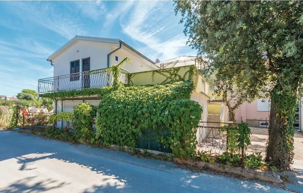 Apartmani Andrija Pakostane